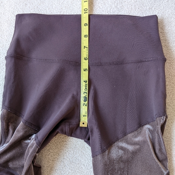 Alo Yoga Sheila high rise velour panel leggings size medium - Picture 5 of 9